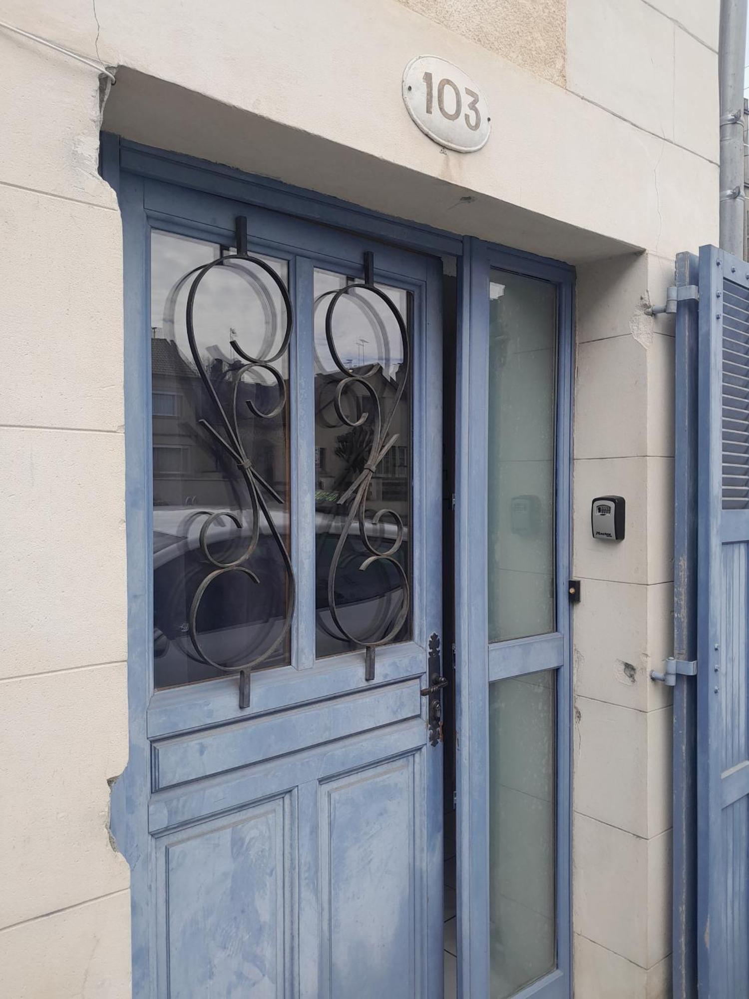 Charmant Studio L'Arnon A Issoudun Zewnętrze zdjęcie